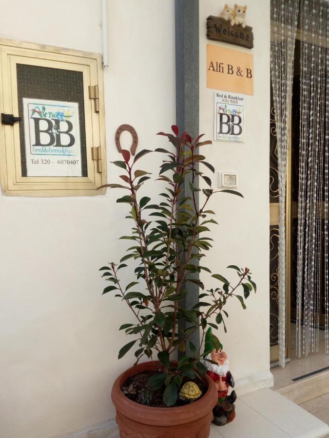 Bed and Breakfast Alfi BeB Le Torri Exterior foto