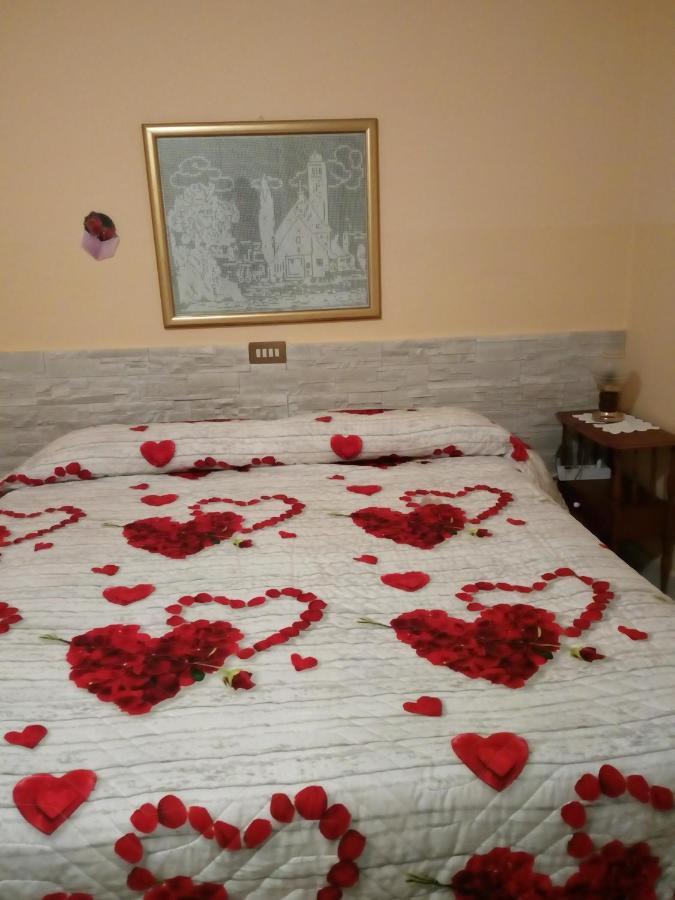Bed and Breakfast Alfi BeB Le Torri Exterior foto